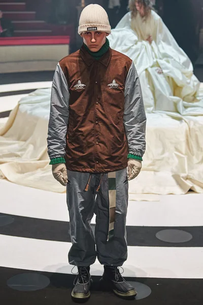 Look 21